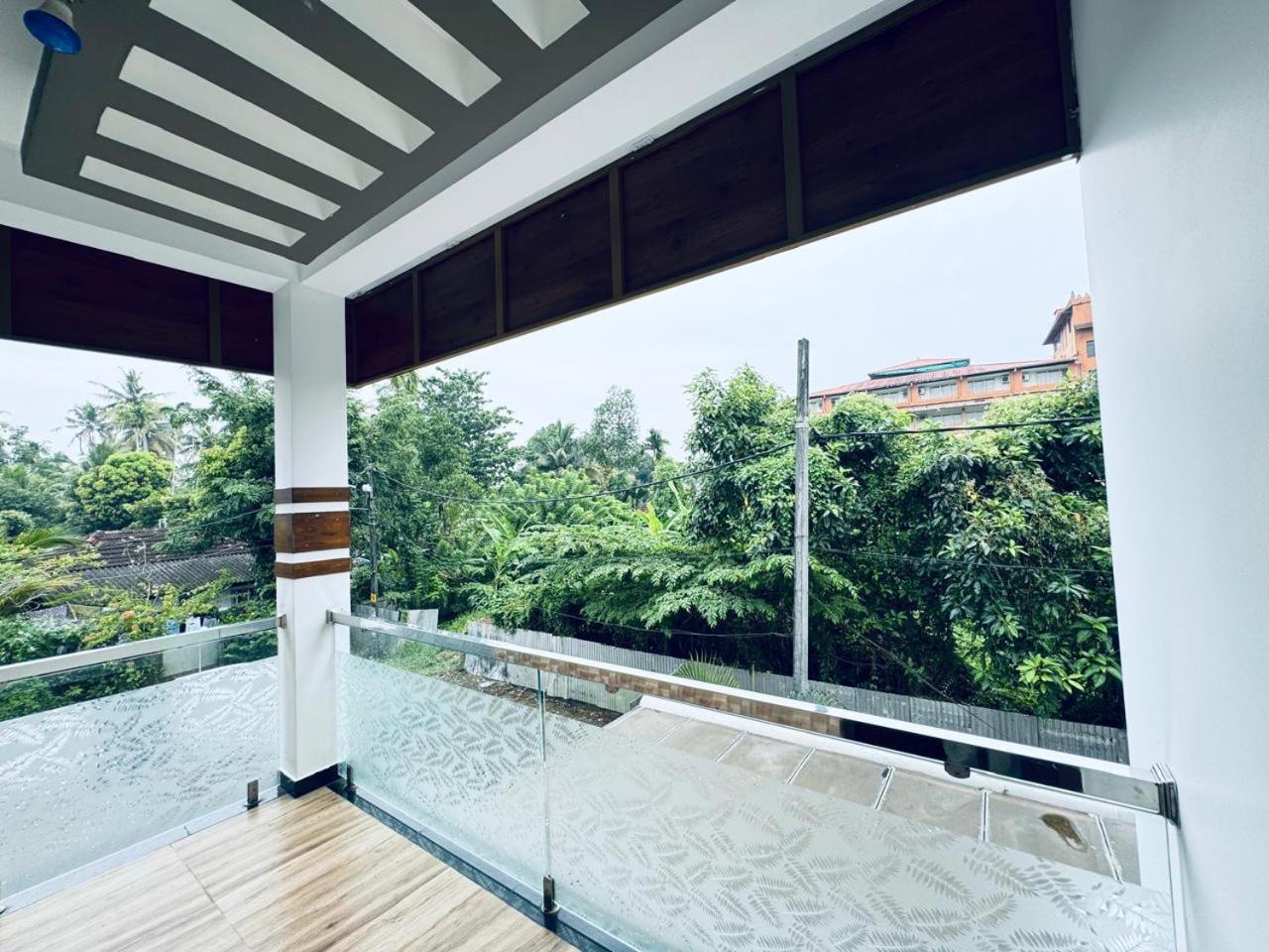 Venice Rosedale Alappuzha Exterior photo